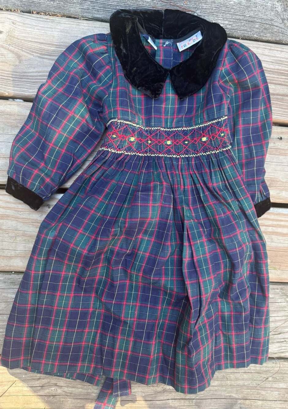 Just Friends Plaid Dress Size 3T Multicolor Smocked Velvet Collar